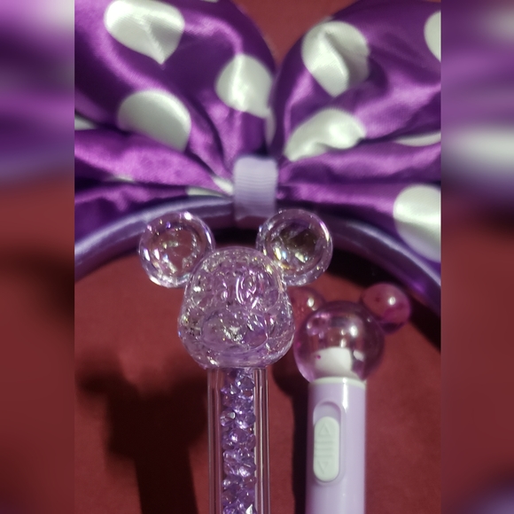 🆕️💜Purple Disney Bundle: Bow Headband, Light up Mickey Pen, Sparkle Mickey Pen - Picture 3 of 3